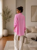 Chemise rose rayée – Coupe ample décontractée & élégante